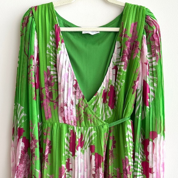 ASOS Design Wrap Maxi Dress Balloon Sleeves with Green Florals, Green/Pink, 6 - Picture 2 of 16
